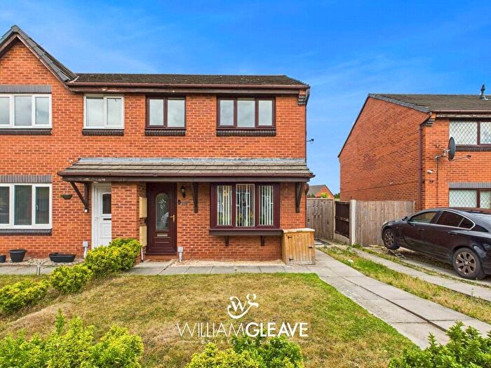 3 Bedroom Semi-Detached House For Sale In Lindale Close, Connah's Quay, Deeside, Flintshire, CH5