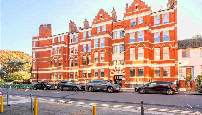 1 Bedroom Flat To Rent In Hamlet Gardens, London, W6