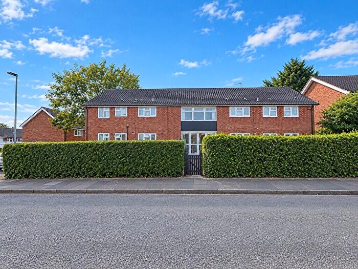 2 Bedroom Flat For Sale In Great Hoggett Drive, Nottingham, NG9