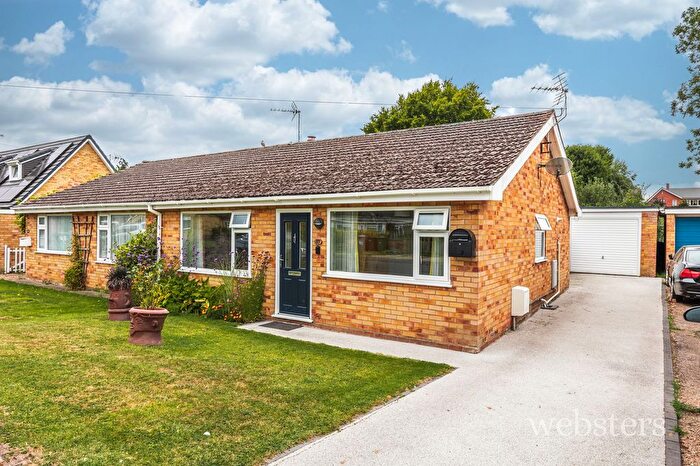 2 Bedroom Semi-Detached Bungalow For Sale In Levishaw Close, Buxton, NR10