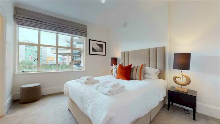 2 Bedroom Apartment To Rent In Park Road, London, NW8