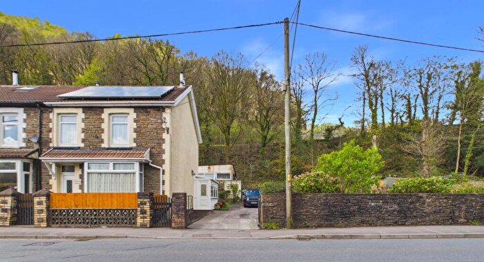 3 Bedroom End Of Terrace House For Sale In Rogart Terrace, Pontypridd, CF37