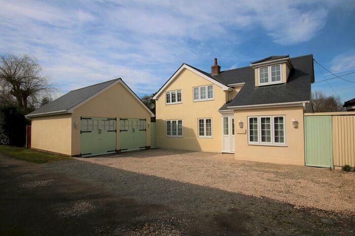 4 Bedroom Detached House For Sale In Cock Green, Felsted, CM6