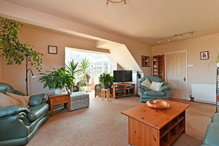 5 Bedroom Detached House For Sale In Pembroke Road, Dronfield, Derbyshire, S18