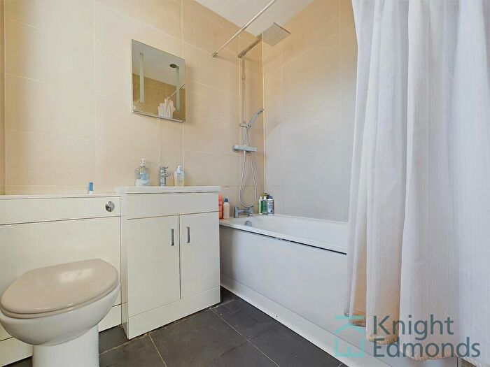 2 Bedroom Detached House To Rent In Lower Fant Road, Maidstone, ME16