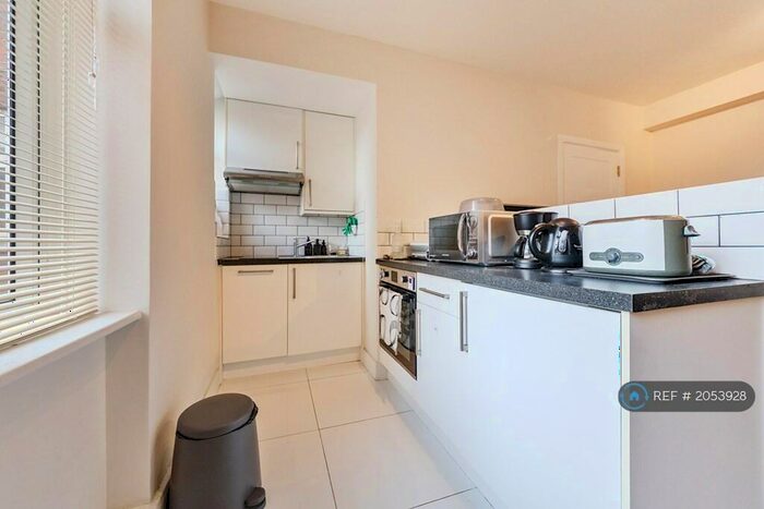 1 Bedroom Flat To Rent In Clifford's Inn, London, EC4A
