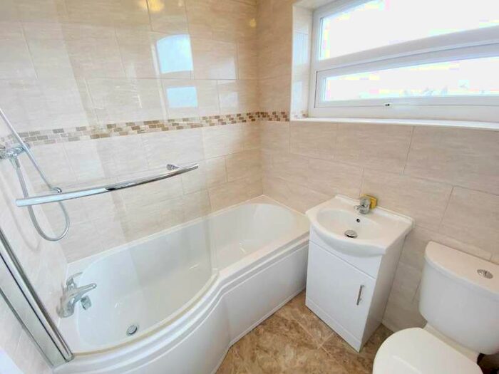 Houses to rent in Shildon, DL4, County Durham