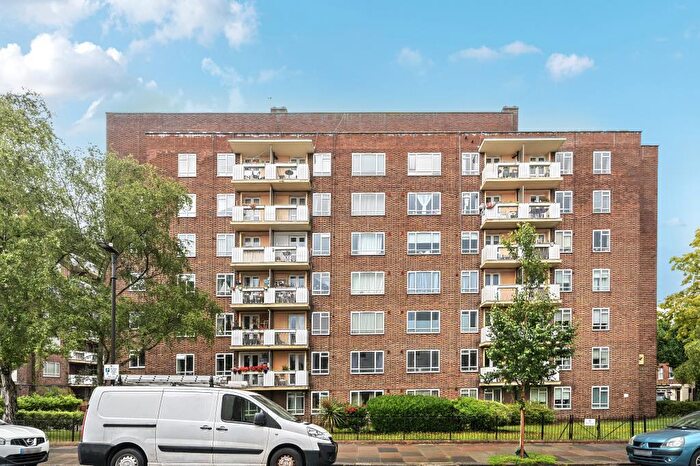 2 Bedroom Flat To Rent In Cotman House, Townshend Estate, London, NW8