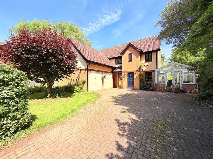 5 Bedroom Detached House For Sale In Webbs Close, Combs, Stowmarket, IP14