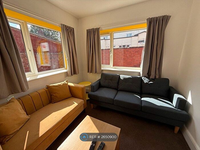 7 Bedroom Terraced House To Rent In Wrentham Estate, Exeter, EX4