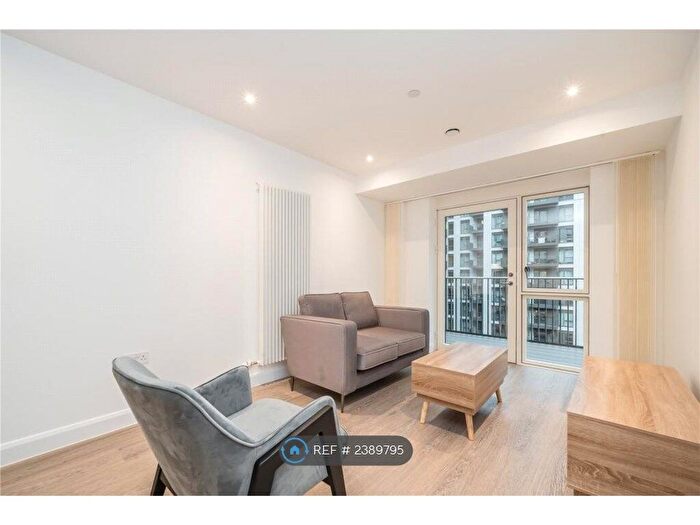 1 Bedroom Flat To Rent In Eden Place, London, E16