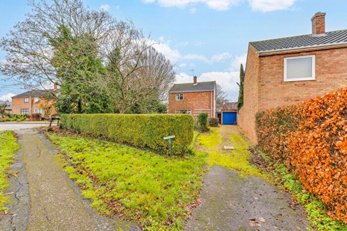 3 Bedroom Detached House For Sale In The Grove, Houghton Conquest, MK45