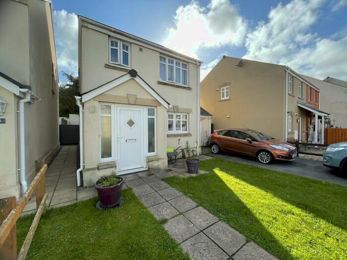 3 Bedroom House To Rent In Johnston, SA62