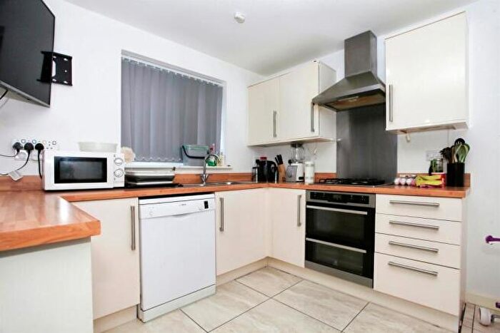 3 Bedroom Detached House For Sale In Cornmill Close, Farcet, Peterborough, Cambridgeshire, PE7