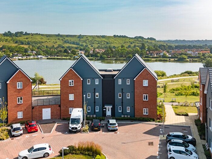 2 Bedroom Apartment For Sale In Dearman Crescent, Martello Lakes, CT21