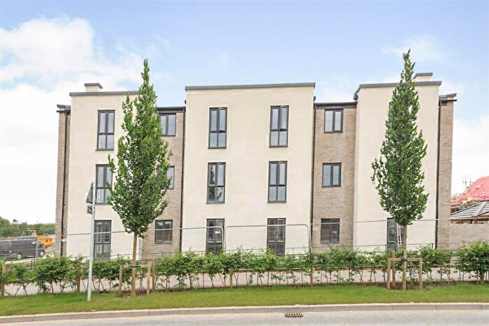 2 Bedroom Flat To Rent In Bedroom Property In Hawes Way, Rotherham, S60