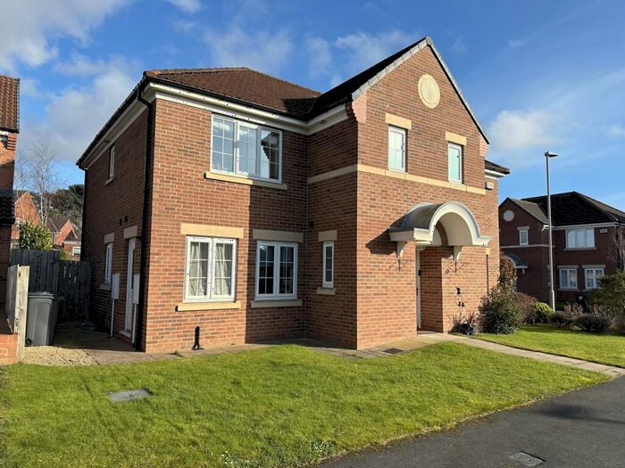 4 Bedroom Detached House To Rent In Highrove Close/ Darlington/, DL3