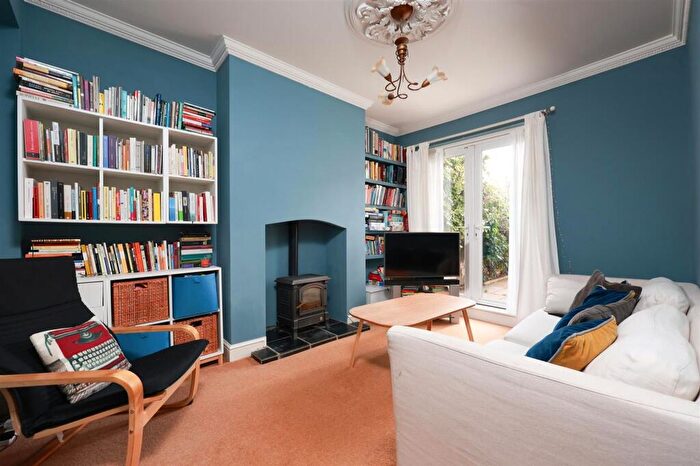 2 Bedroom Terraced House For Sale In Franklyn Street, Bristol, BS2