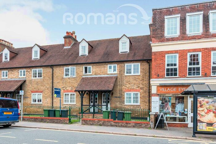 1 Bedroom Maisonette To Rent In High Street, Bagshot, GU19