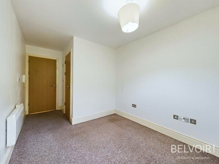 2 Bedroom Flat For Sale In Lark Lane, Aigburth, Liverpool, L17