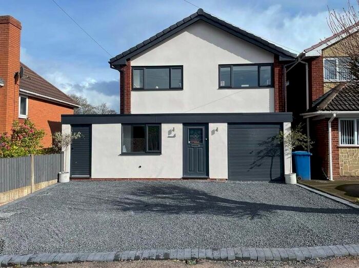 4 Bedroom Detached House For Sale In Wentworth Close, Burntwood, WS7