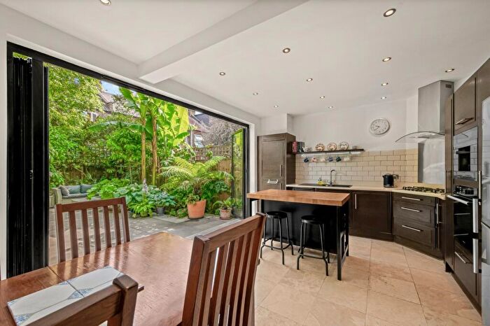 4 Bedroom End Of Terrace House For Sale In Alexandra Road, South Tottenham, London, N15