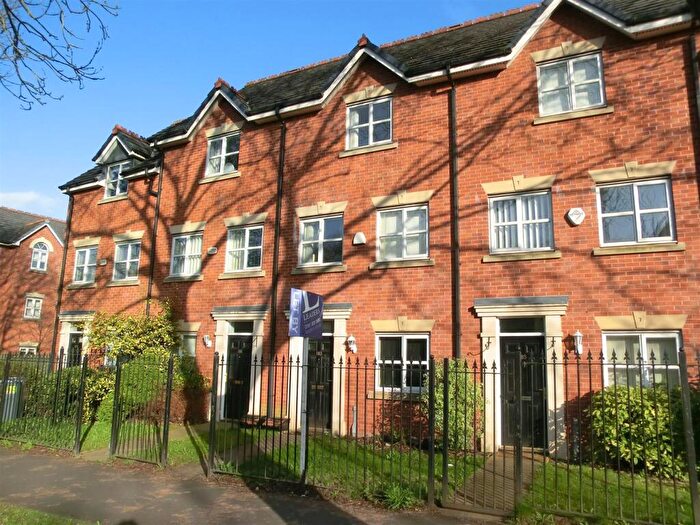 3 Bedroom House To Rent In Greenwood Road, Manchester, M22