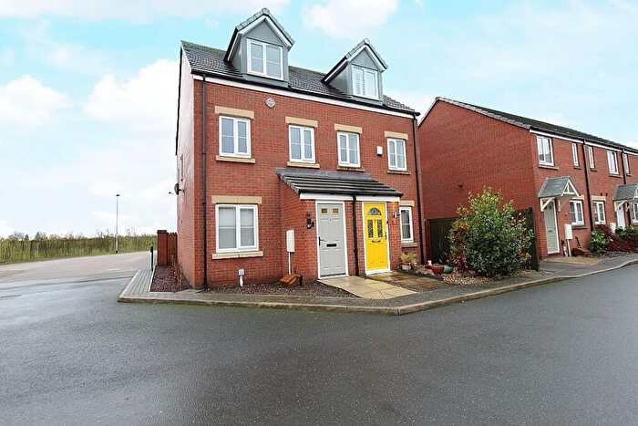 3 Bedroom Semi-Detached House For Sale In Moorhouse Drive, Thurcroft, Rotherham, S66