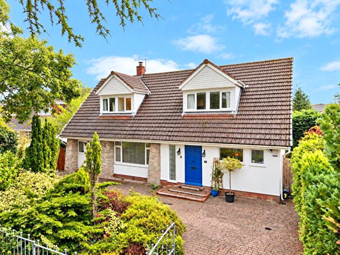 4 Bedroom Detached House For Sale In Lynton Close, Heswall, Wirral, CH60