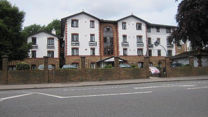 Studio To Rent In Lampton Road, Hounslow, TW3