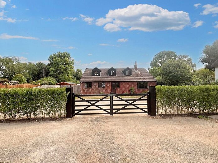 6 Bedroom Detached House For Sale In High Street, Damerham, SP6