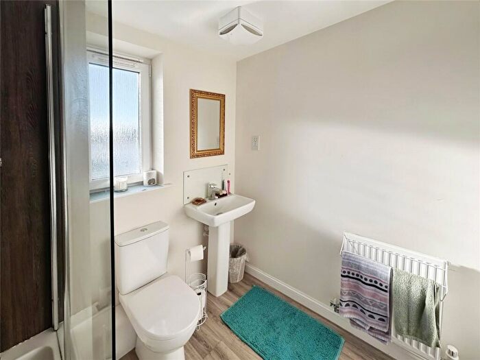 2 Bedroom Flat For Sale In Drummossie Road, Stratton, Inverness, Highland, IV2