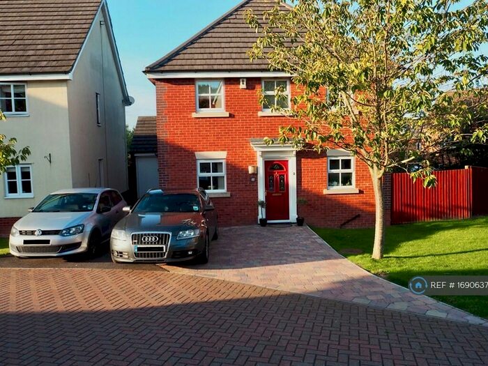 3 Bedroom Detached House To Rent In Barons Close, Kirby Muxloe, Leicester, LE9