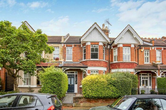 4 Bedroom Semi-Detached House To Rent In Copthall Gardens, Twickenham, TW1