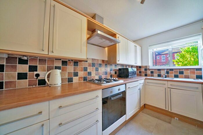 1 Bedroom Flat For Sale In Buckingham Road, Harrow, HA1