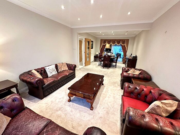 4 Bedroom End Of Terrace House To Rent In Mornington Road, Greenford, Greater London, UB6
