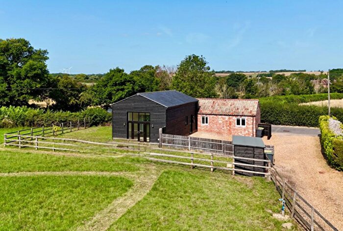 3 Bedroom Detached House For Sale In Kimbolton Road, Lower Dean, Huntingdon, PE28