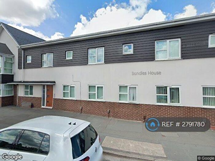 2 Bedroom Flat To Rent In Bondies House, Whitby, Ellesmere Port, CH65