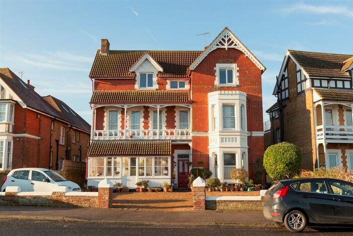2 Bedroom Flat To Rent In Sea Road, Westgate-On-Sea CT8