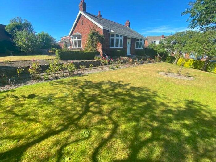 2 Bedroom Bungalow To Rent In Holburn Crescent, Ryton, NE40