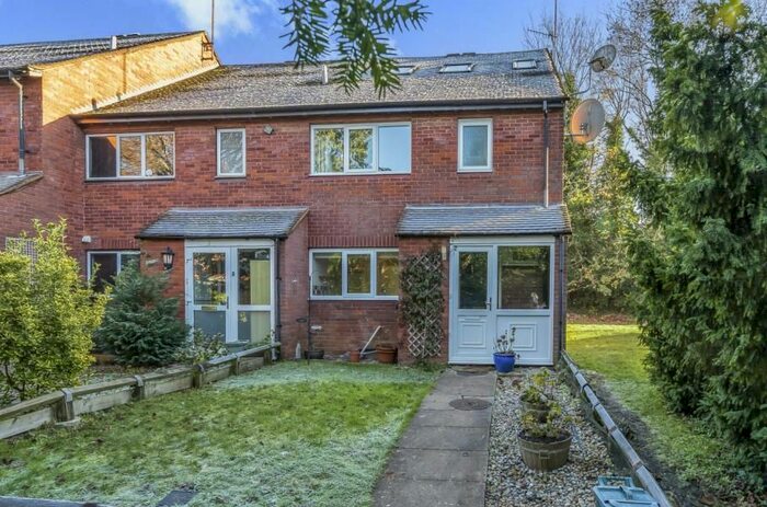 4 Bedroom End Of Terrace House To Rent In Morgan Close, Northwood, HA6