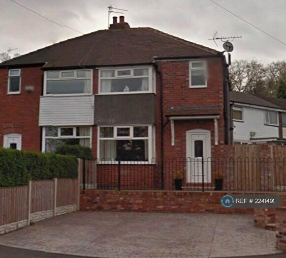 3 Bedroom Semi-Detached House To Rent In Vernon Avenue, Stockport, SK1