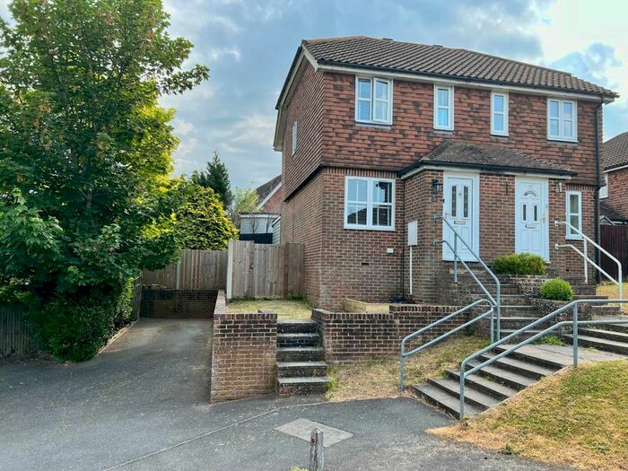 2 Bedroom Semi-Detached House For Sale In Meadow Grove, Sellindge, Ashford, TN25