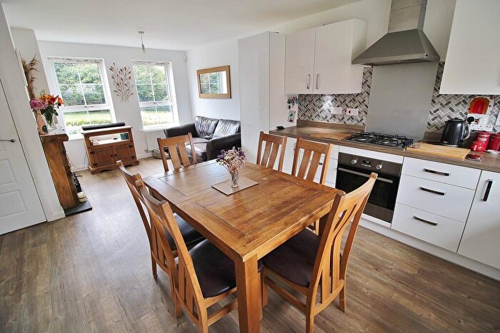 4 Bedroom Detached House For Sale In Cornflower Gardens, Clanfield, PO8