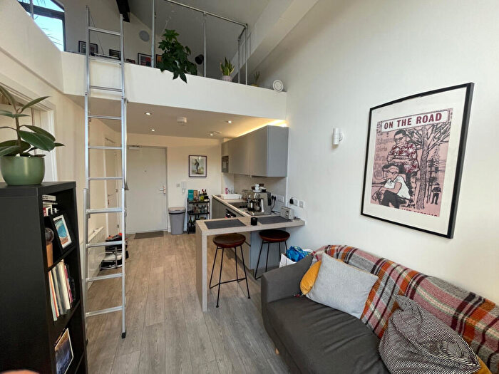 1 Bedroom Apartment To Rent In Henry Street, Sheffield, South Yorkshire, S3