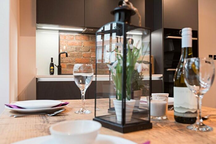 1 Bedroom Flat To Rent In Basil House, -bedroom Apartment, Portland Street, Manchester, Greater Manchester, M1