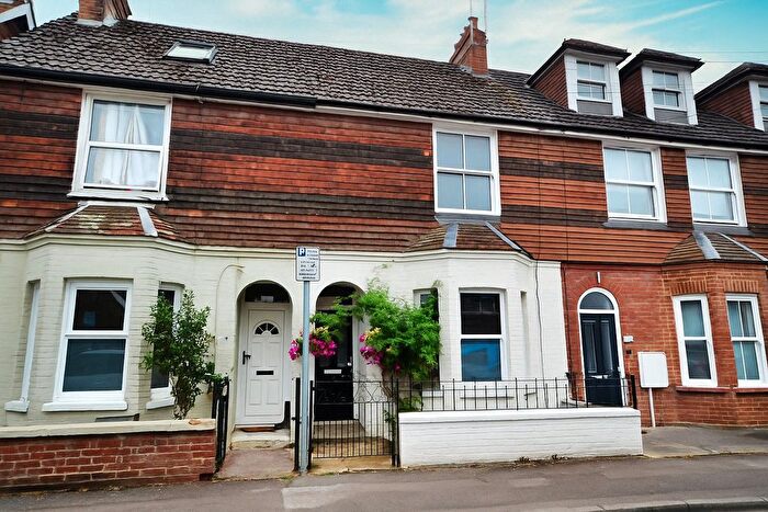 3 Bedroom Terraced House For Sale In East Grinstead, West Sussex, RH19