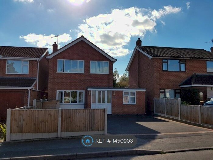 4 Bedroom Detached House To Rent In Pinewood Close, Southwell, NG25