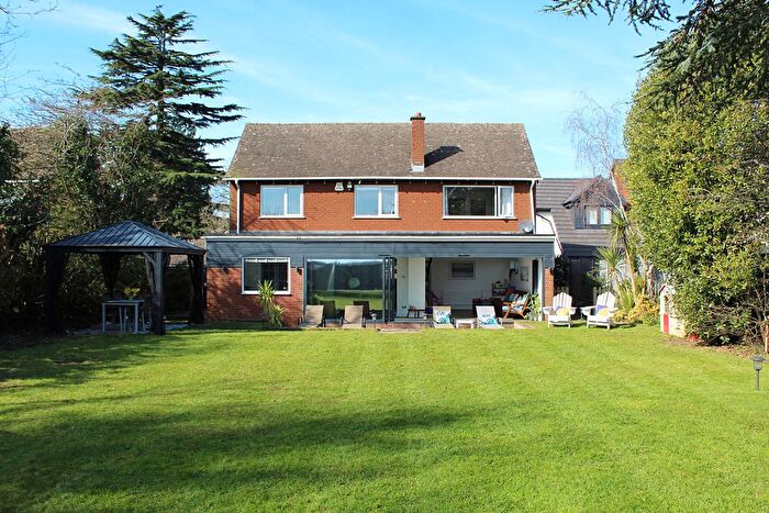5 Bedroom Detached House For Sale In The Gardens, Rugby, CV23