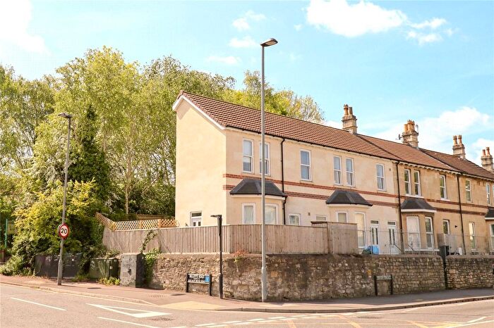 2 Bedroom Flat To Rent In Vernon Terrace, Lower Bristol Road, Bath, BA2